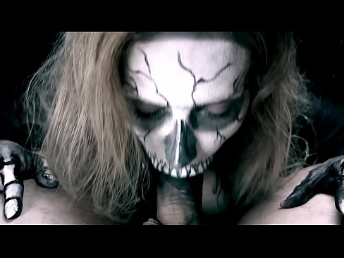 ❤️ Demon nighean sucking cock le a beul dubh agus slugadh cum. ❤️❌  Porno fb  leinn  ❌️❤